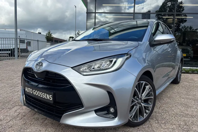 Toyota Yaris (2024)