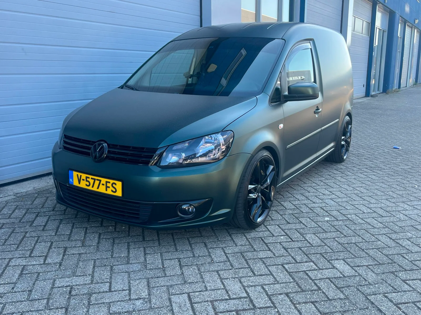 Volkswagen Caddy (2017) — foto 1