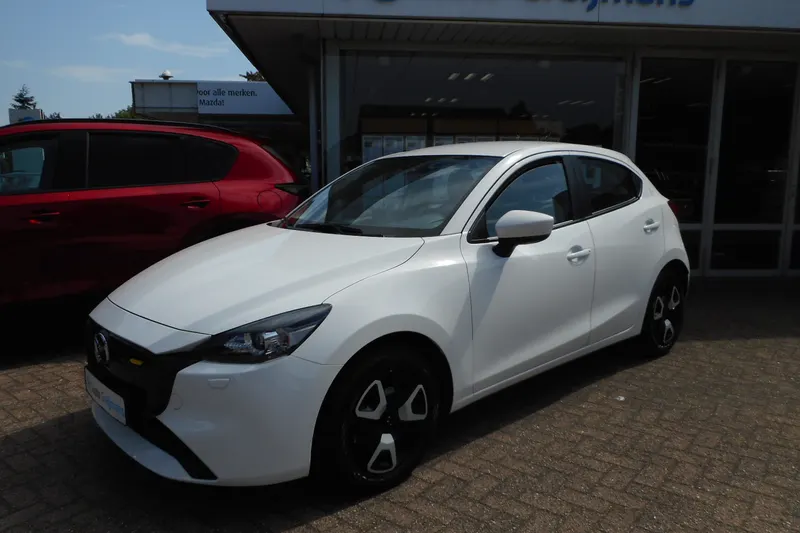 Mazda 2 (2023)