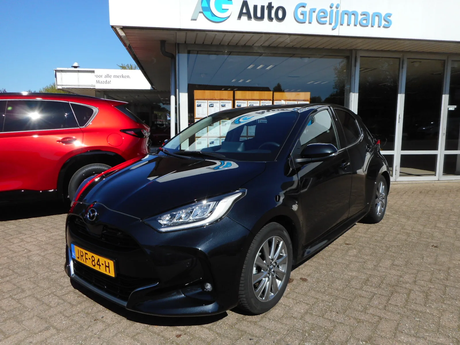 Mazda 2 (2023) — foto 1