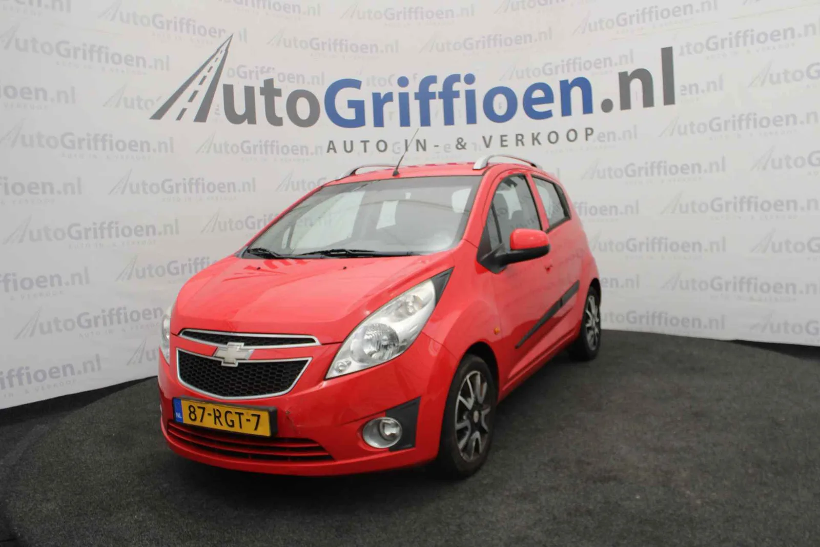 Chevrolet Spark (2011) — foto 1