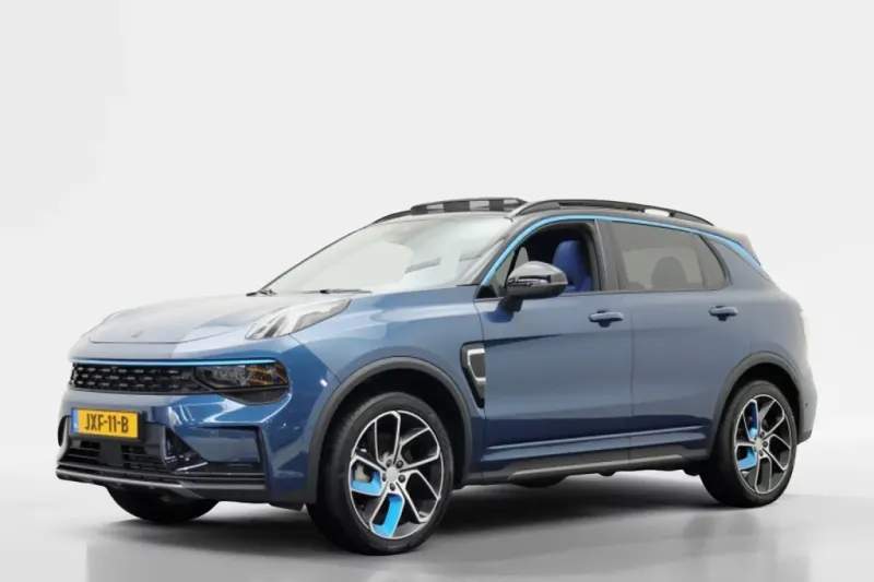 Lynk & Co 01 (2024)