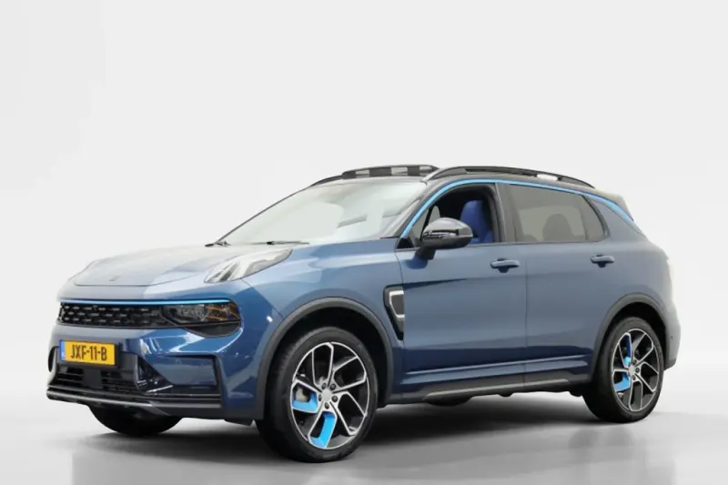 Lynk & Co 01 (2024)