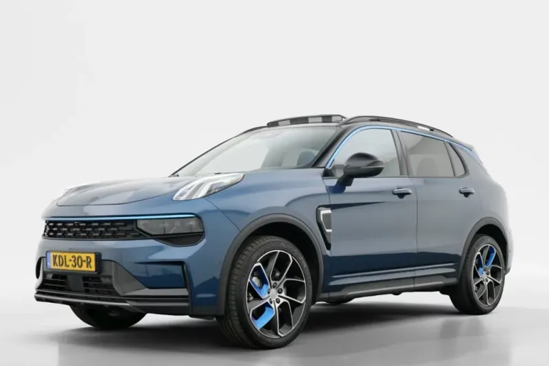 Lynk & Co 01 (2024)