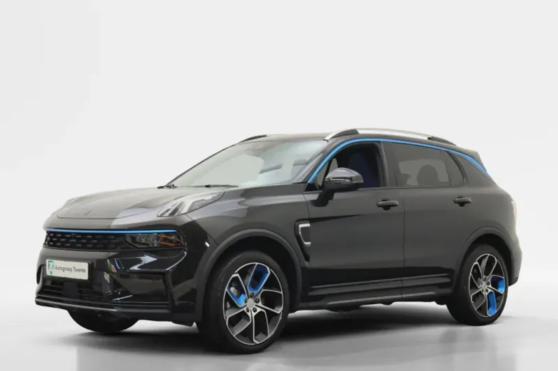 Lynk & Co 01 (2024)