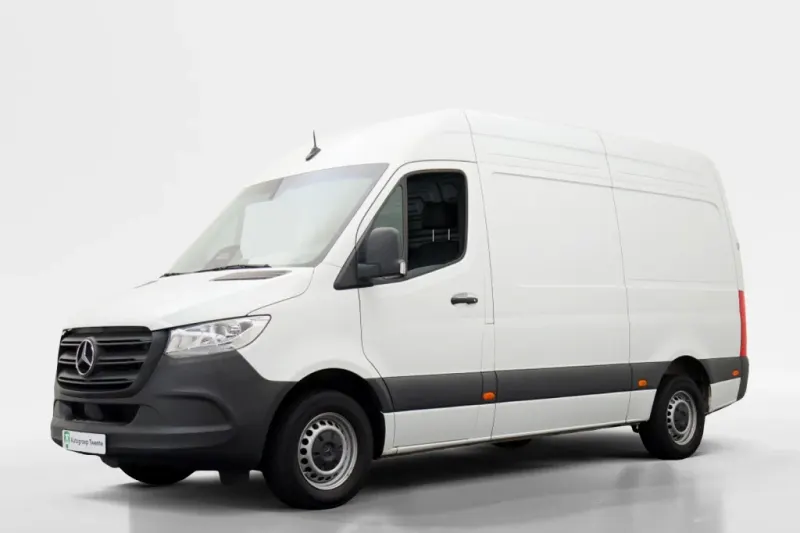 Mercedes-Benz Sprinter (2024)