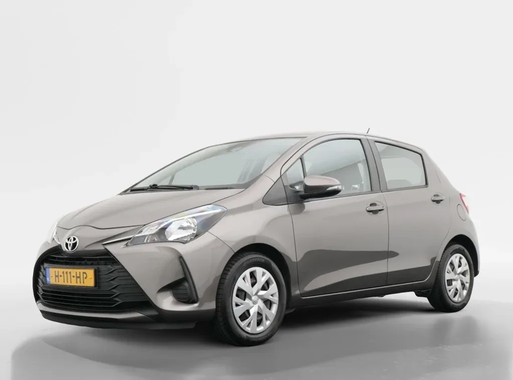 Toyota Yaris (2020) — foto 1
