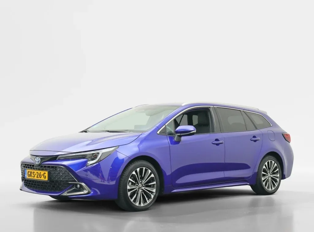 Toyota Corolla (2024) — foto 1