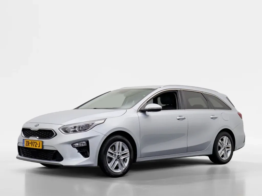 Kia Ceed Sportswagon (2019) — foto 1
