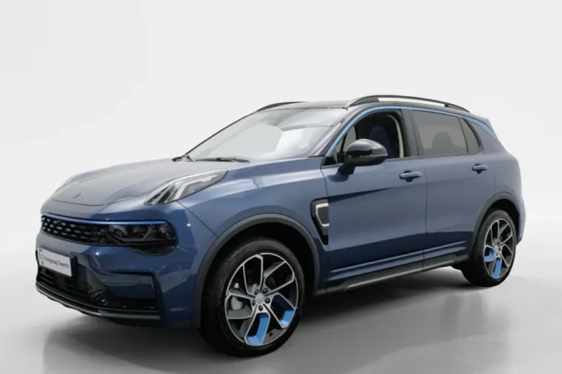 Lynk & Co 01 (2024)