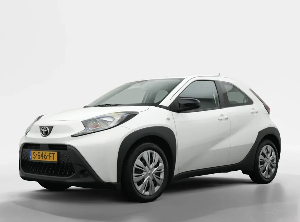 Toyota Aygo (2023) — foto 1