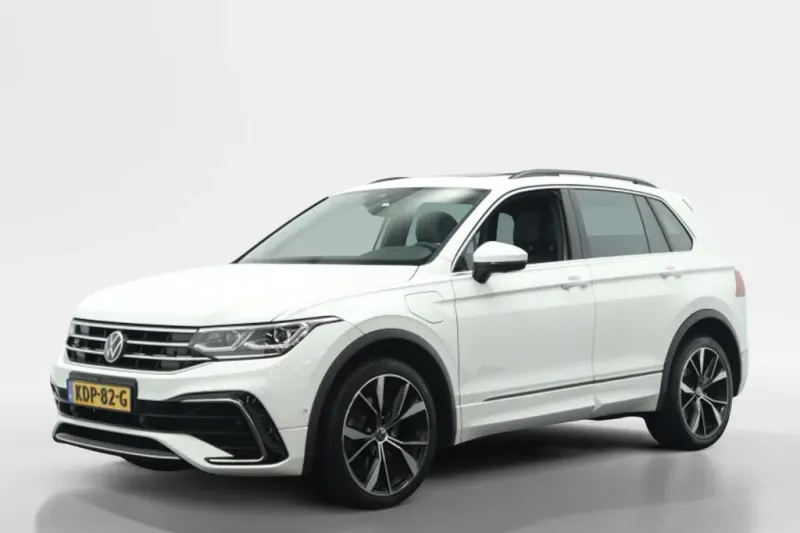 Volkswagen Tiguan (2022)