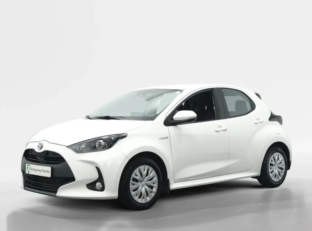 Toyota Yaris (2021) — foto 1