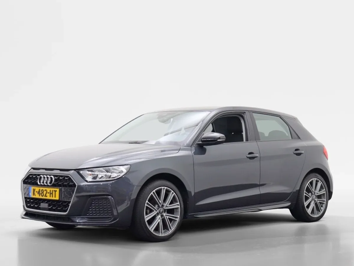 Audi A1 (2021) — foto 1