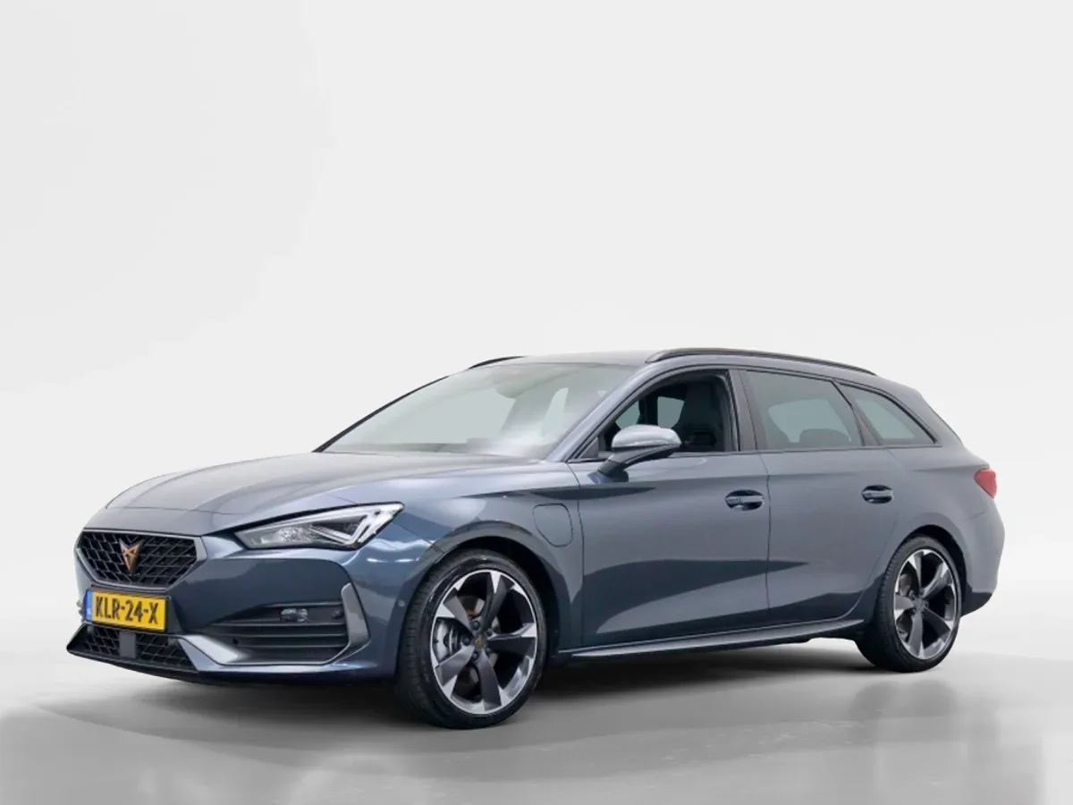 CUPRA Leon Sportstourer (2024) — foto 1