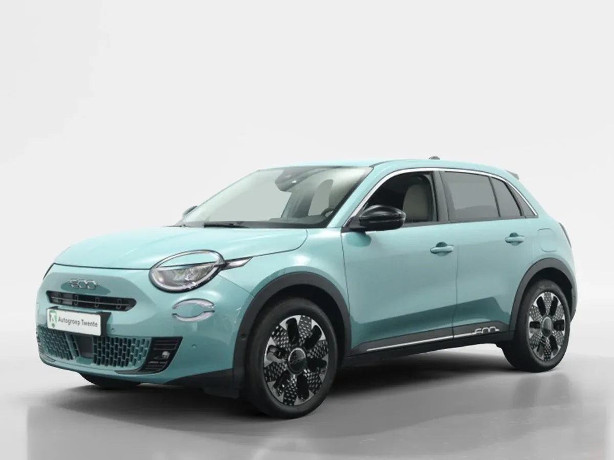 Fiat 600e La Prima (2025) — foto 1
