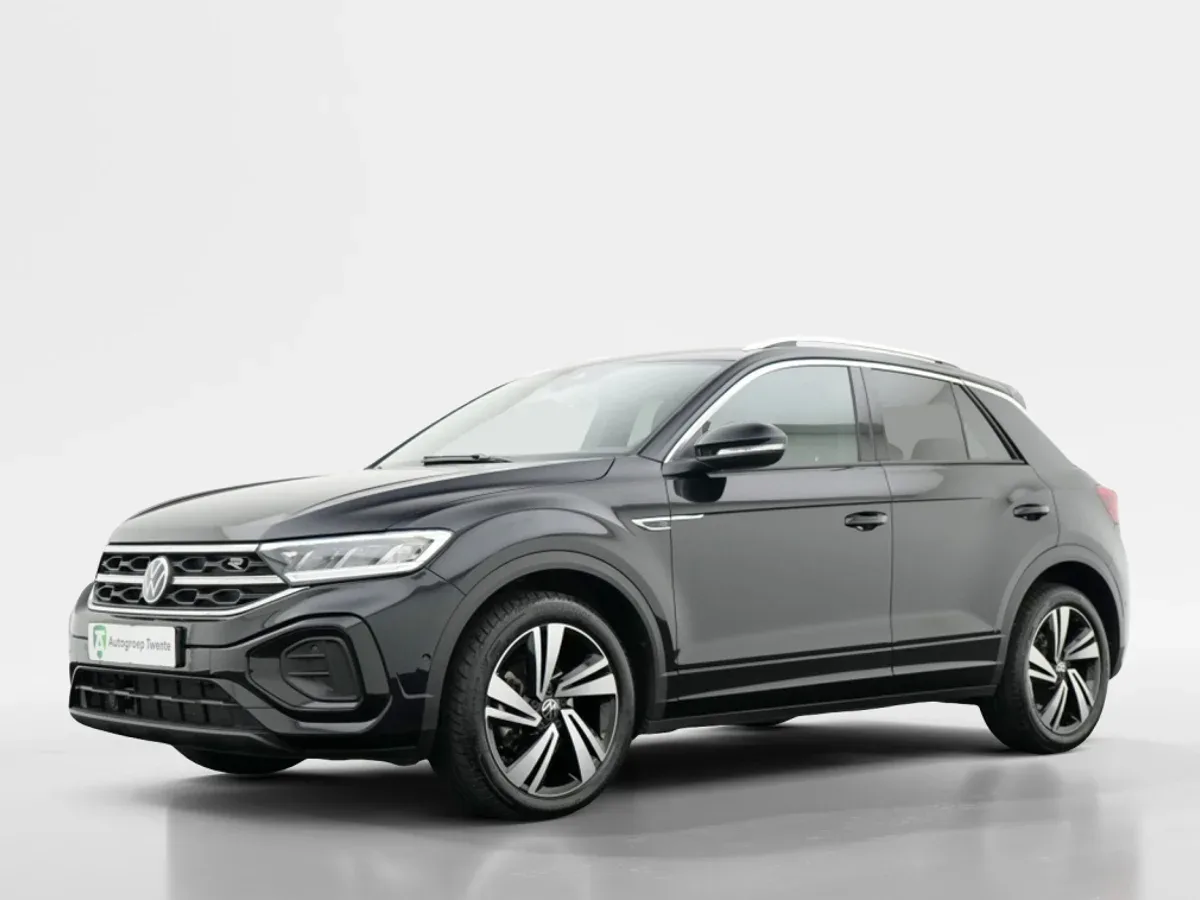 Volkswagen T-Roc (2025) — foto 1
