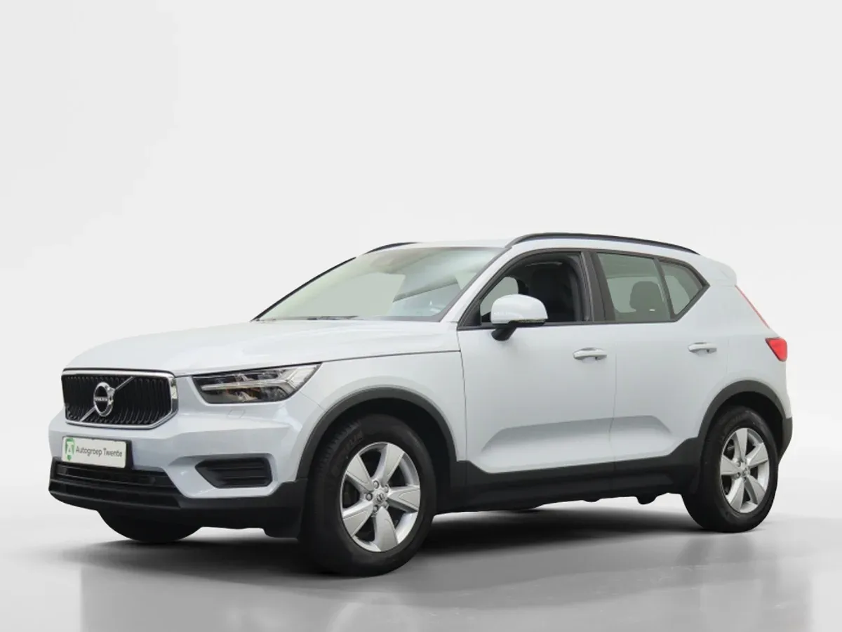 Volvo XC40 (2020) — foto 1