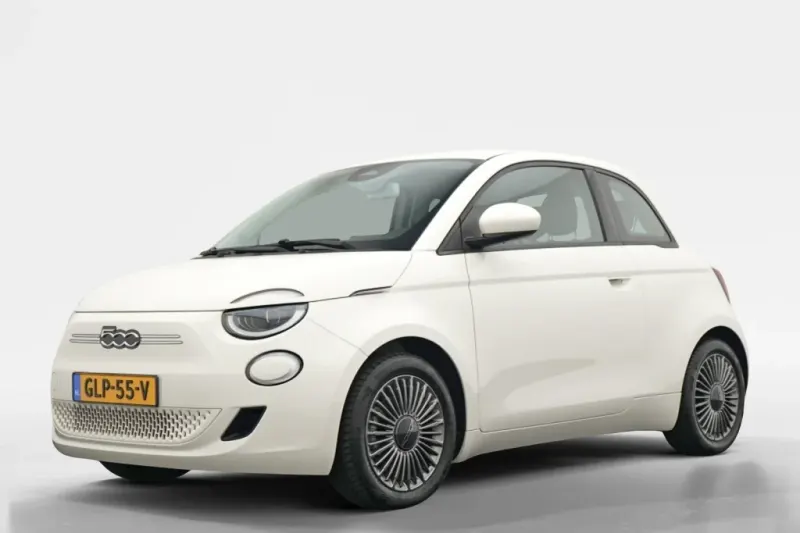Fiat 500 (2022)