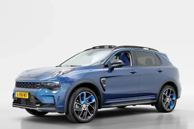 Lynk & Co 01 (2021)