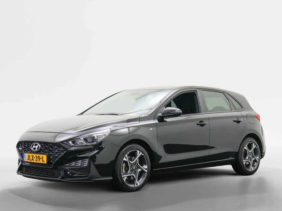 Hyundai i30 (2024) — foto 1