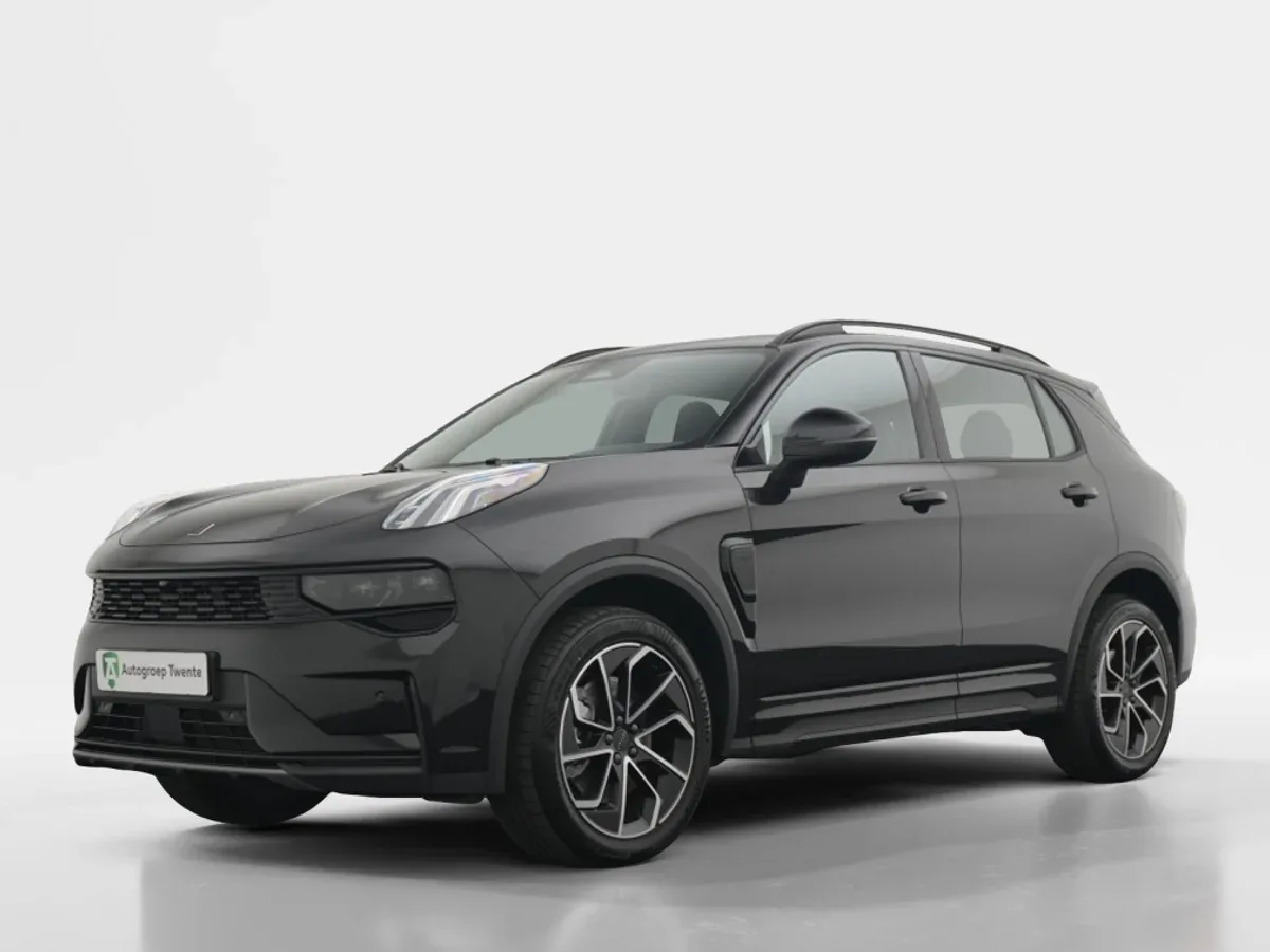 Lynk & Co 01 (2026) — foto 1