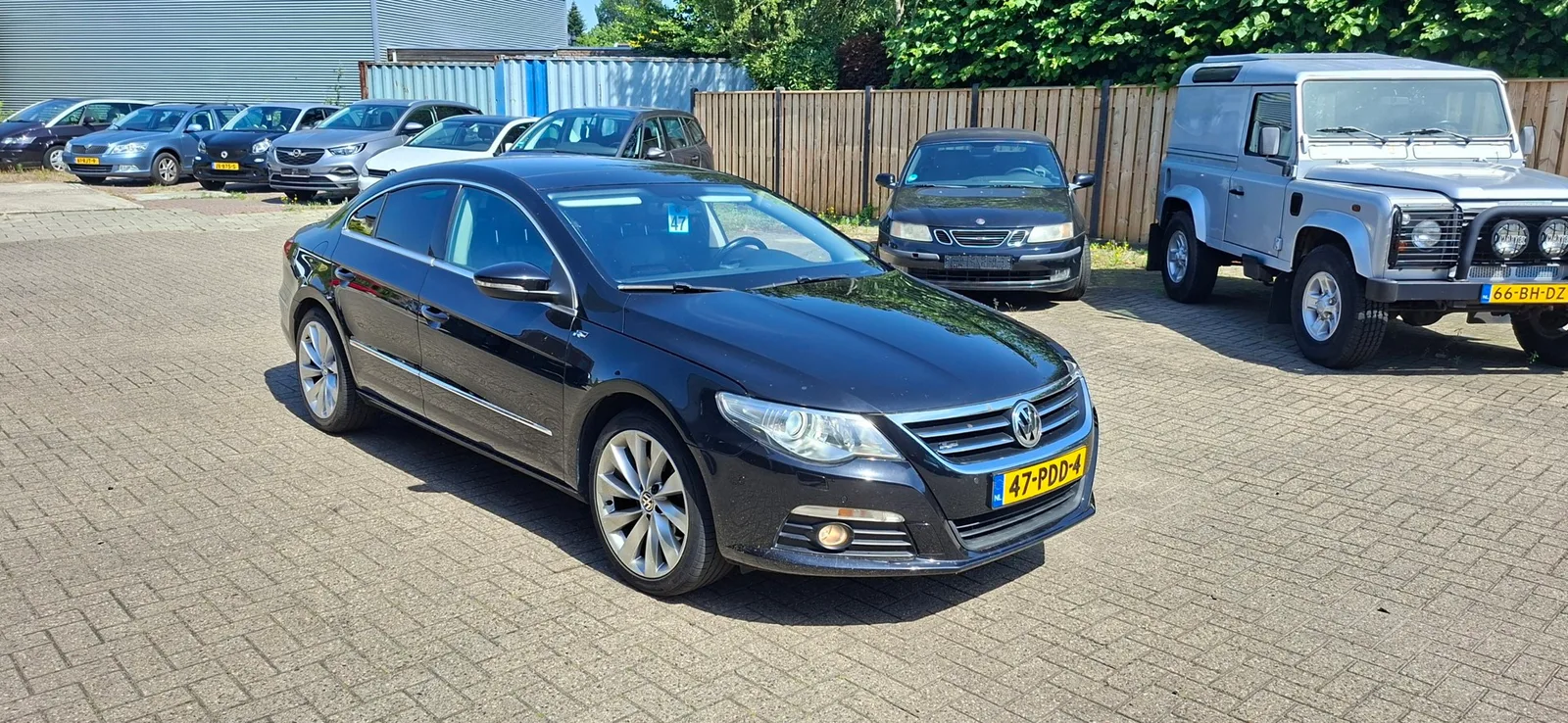 Volkswagen Passat (2011) — foto 1