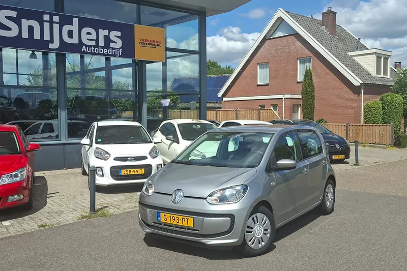 Volkswagen Up! (2013)