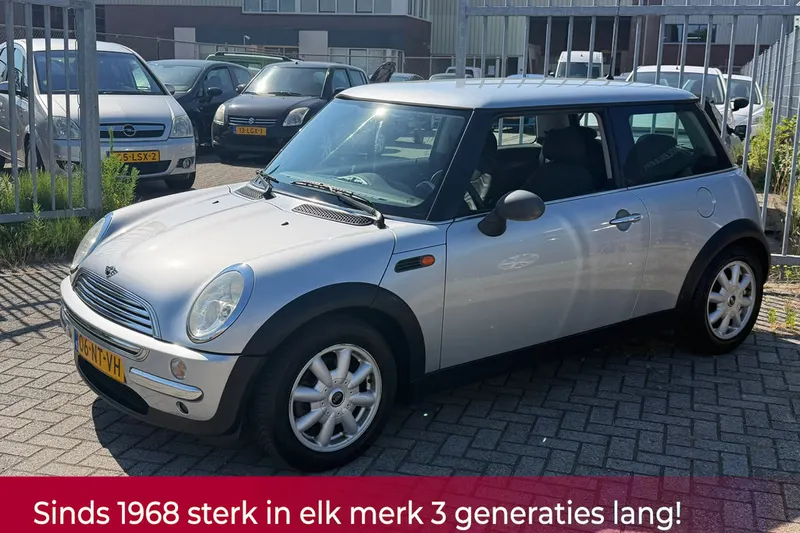 MINI One (2004)