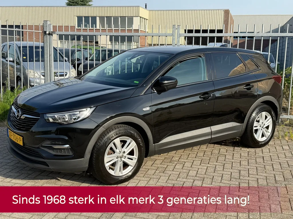 Opel Grandland X (2018) — foto 1