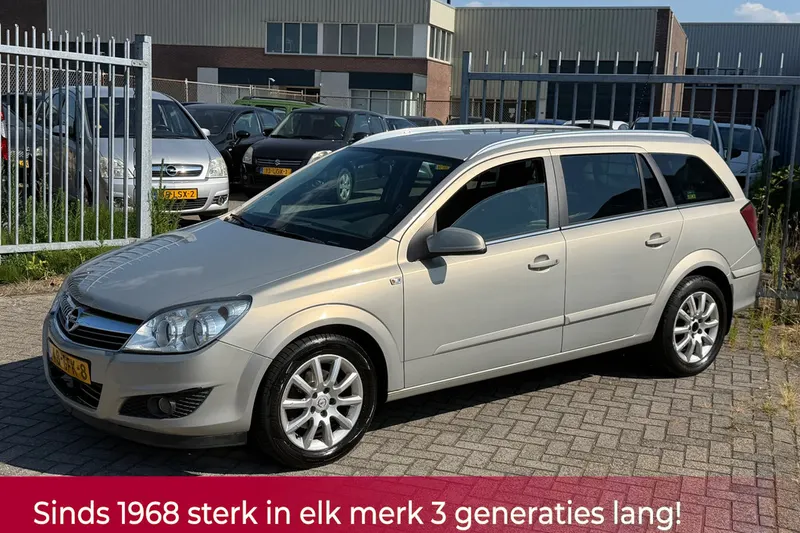 Opel Astra (2008)