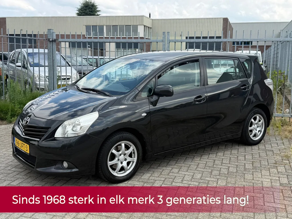 Toyota Verso (2009) — foto 1