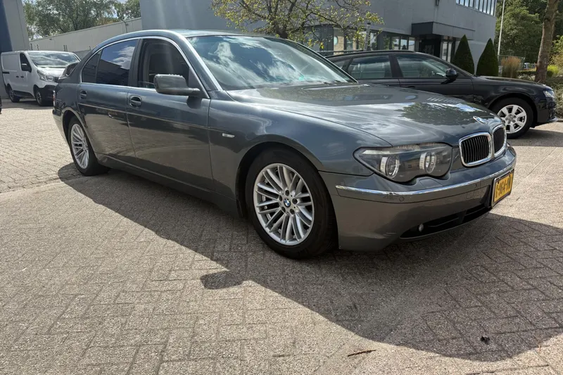 BMW 7-Serie (2002)