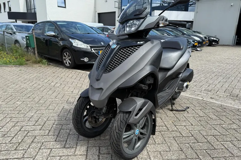 Piaggio Scooter (2014)
