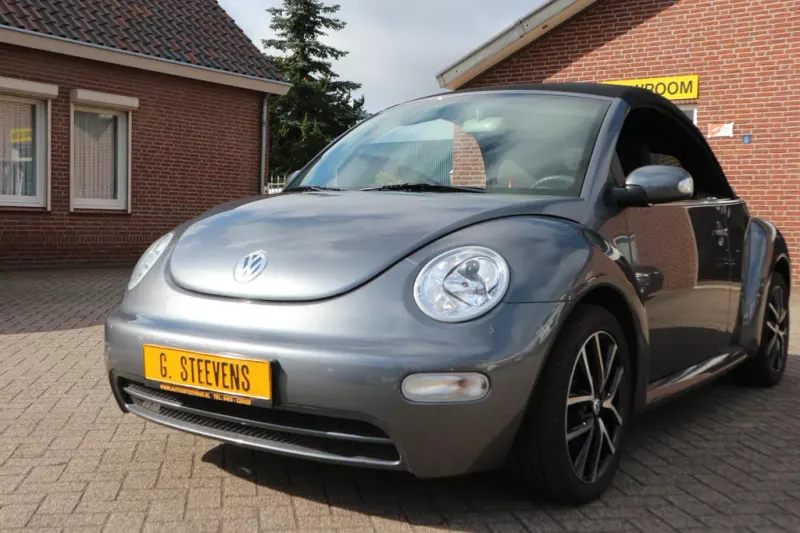 Volkswagen New Beetle (2006)