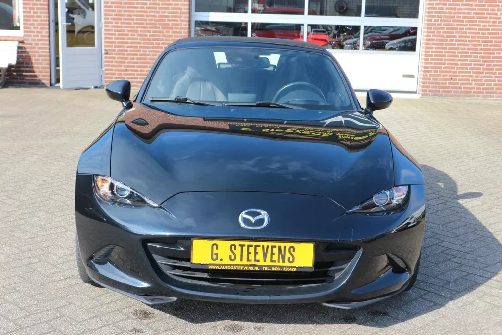 Mazda MX-5 (2021) — foto 1