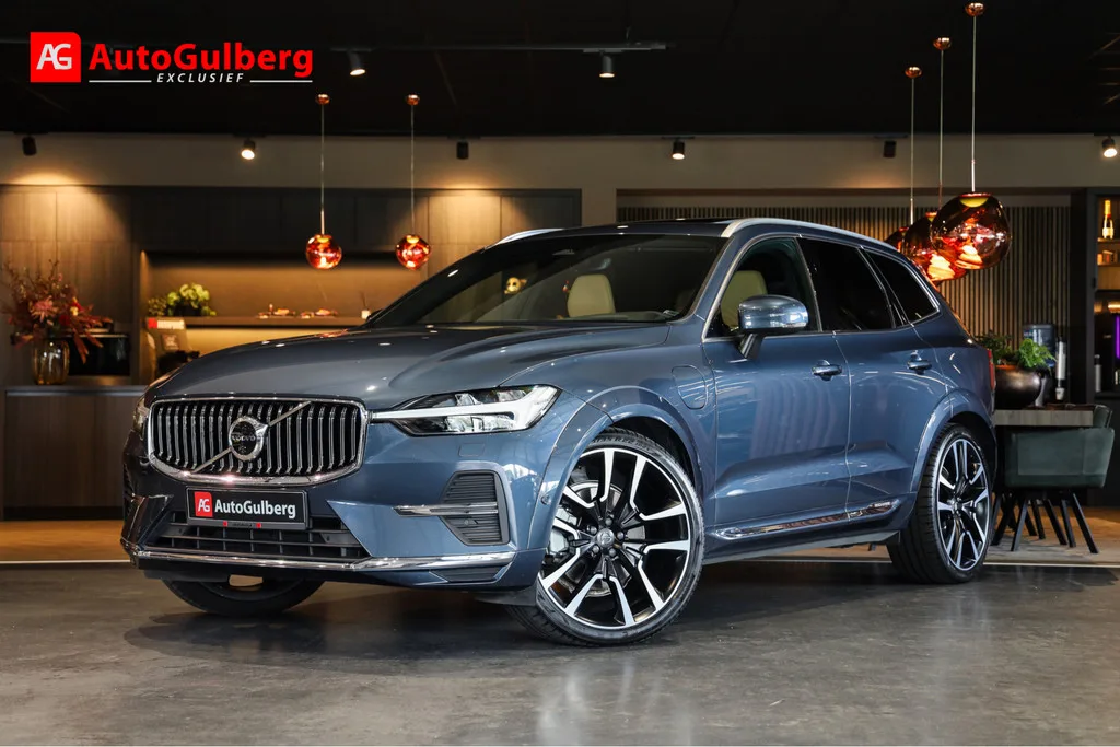Volvo XC60 (2023) — foto 1