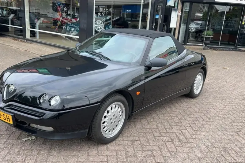 Alfa Romeo Spider (1996)