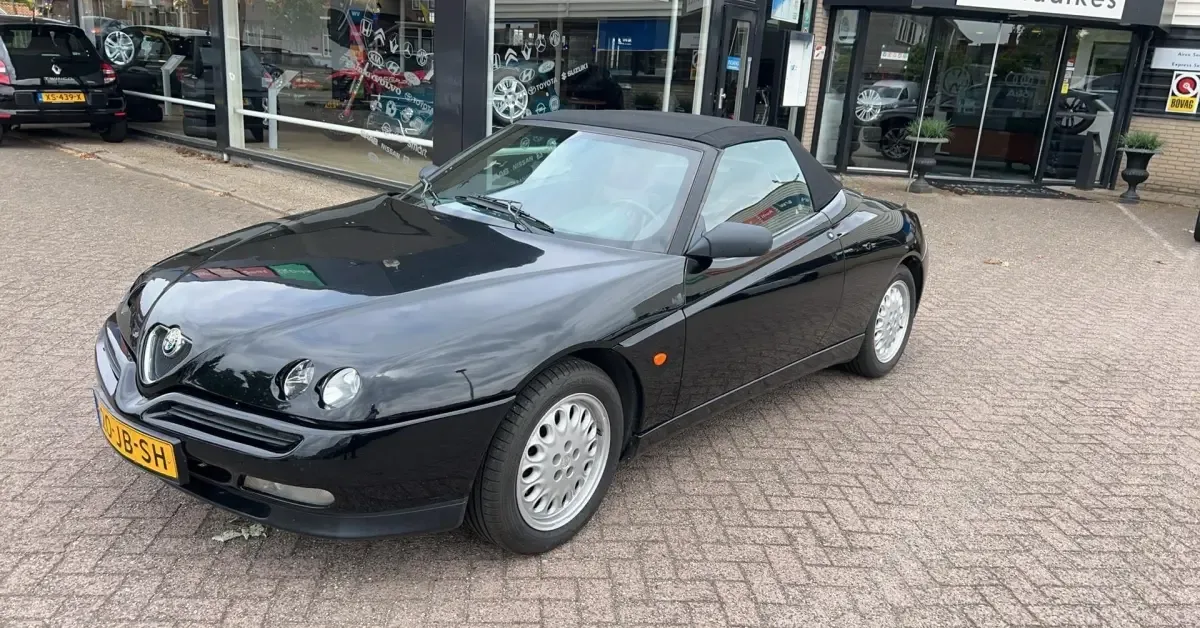 Alfa Romeo Spider (1996) — foto 1