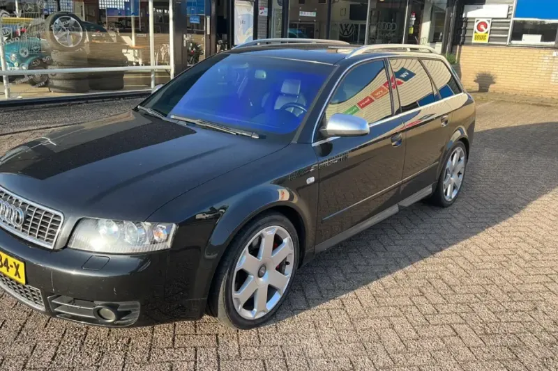 Audi A4 (2004)