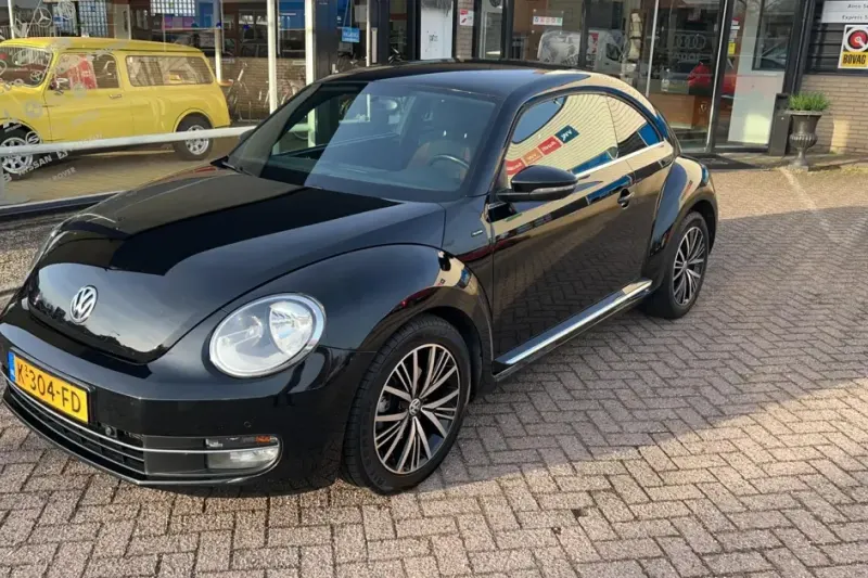 Volkswagen Beetle (2016)