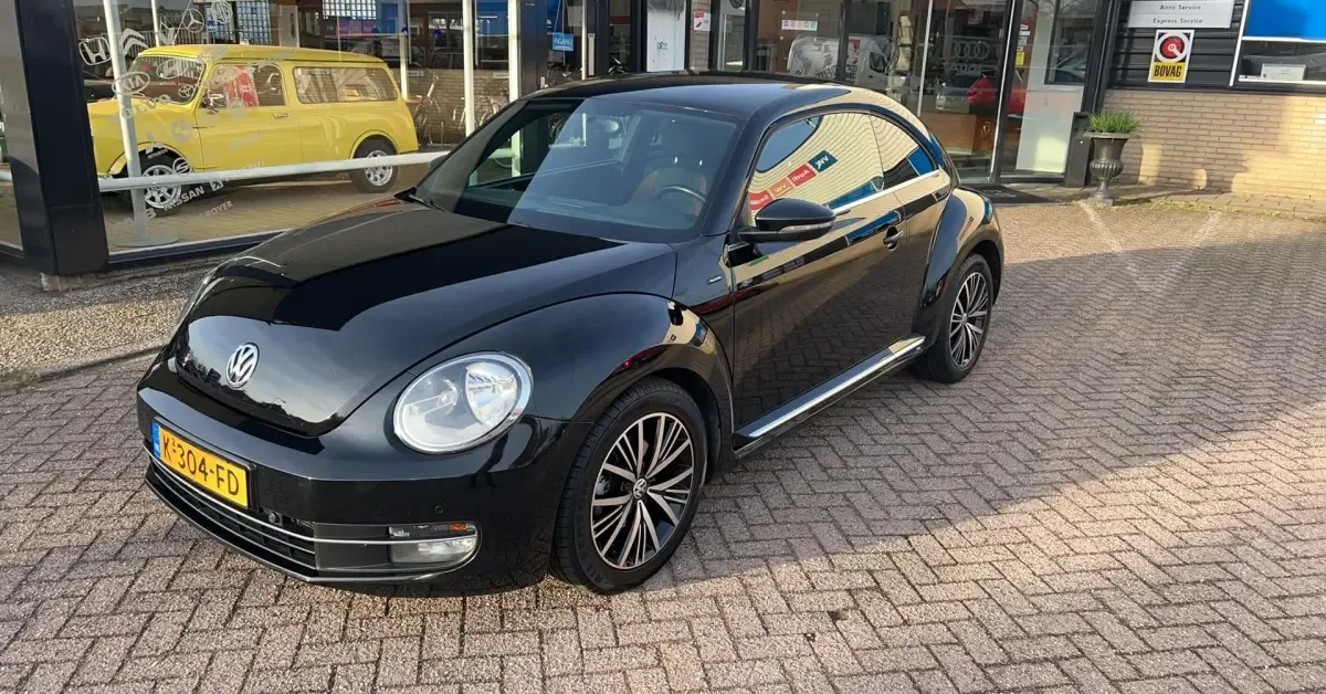 Volkswagen Beetle (2016) — foto 1