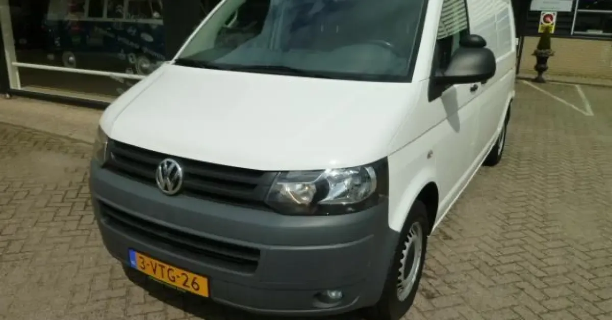 Volkswagen Transporter (2012) — foto 1