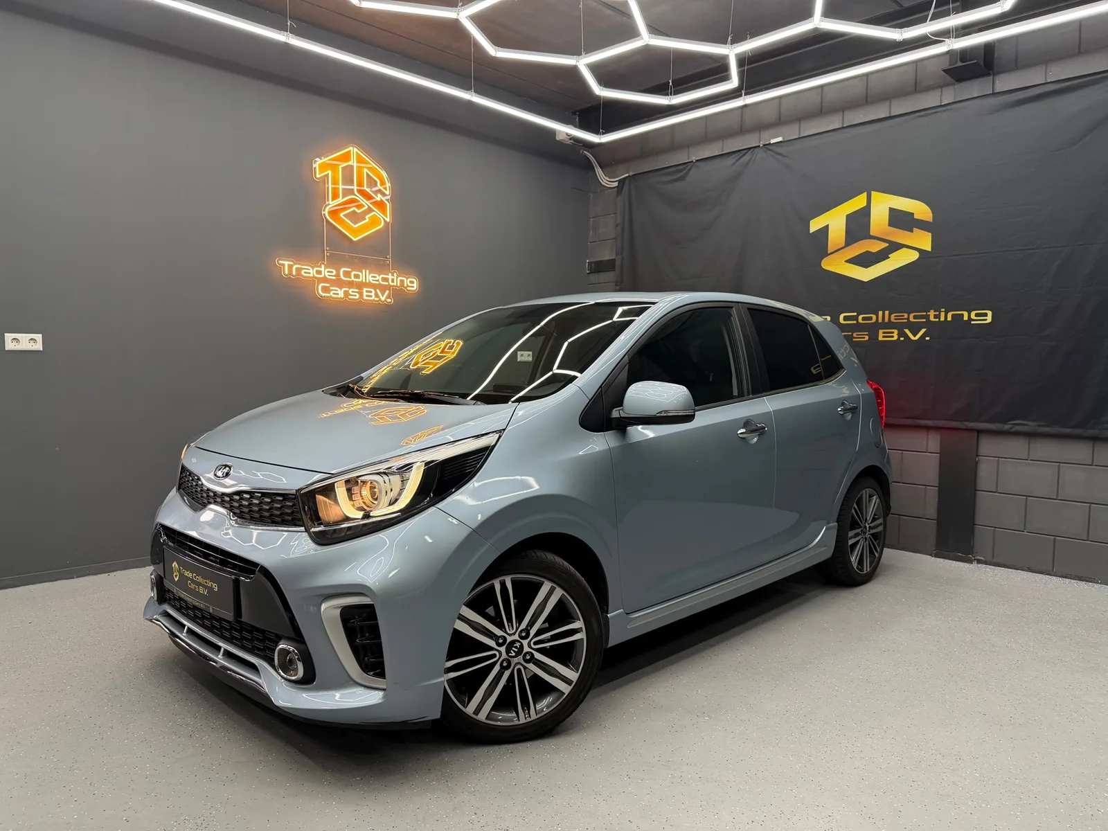 Kia Picanto (2019) — foto 1