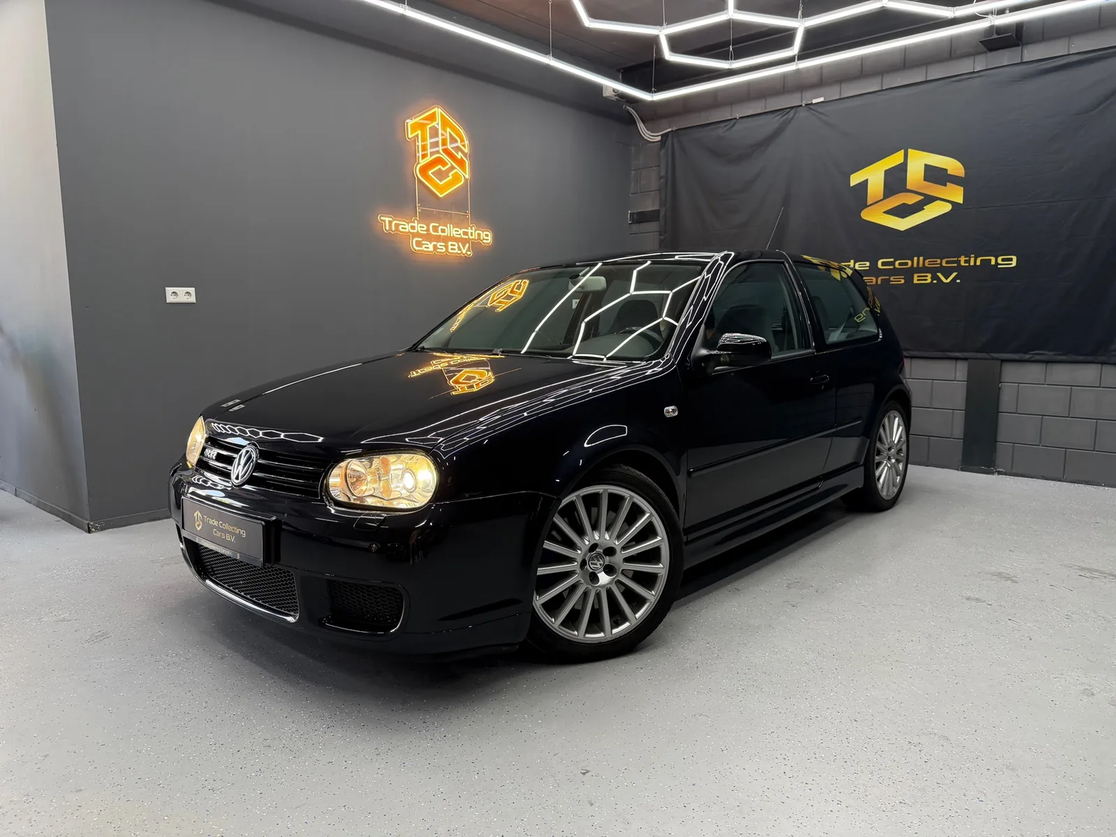 Volkswagen Golf (2002) — foto 1