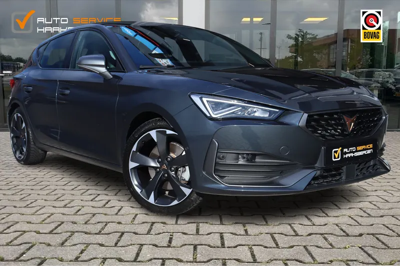 CUPRA Leon (2023)