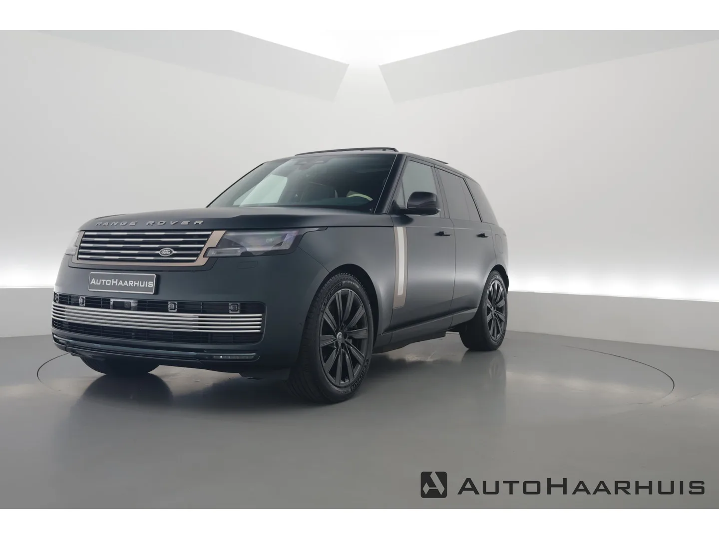 Land Rover Range Rover (2025) — foto 1