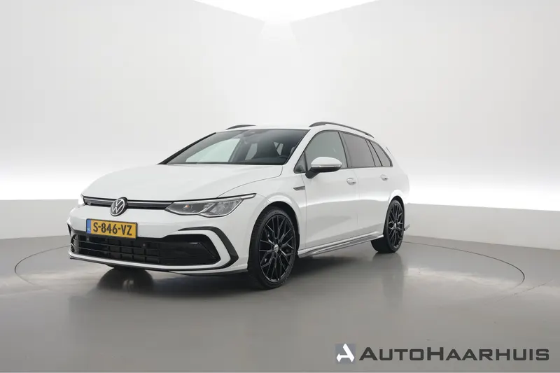 Volkswagen Golf (2022)