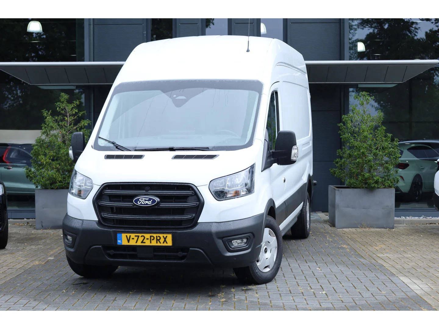 Ford Transit (2024) — foto 1
