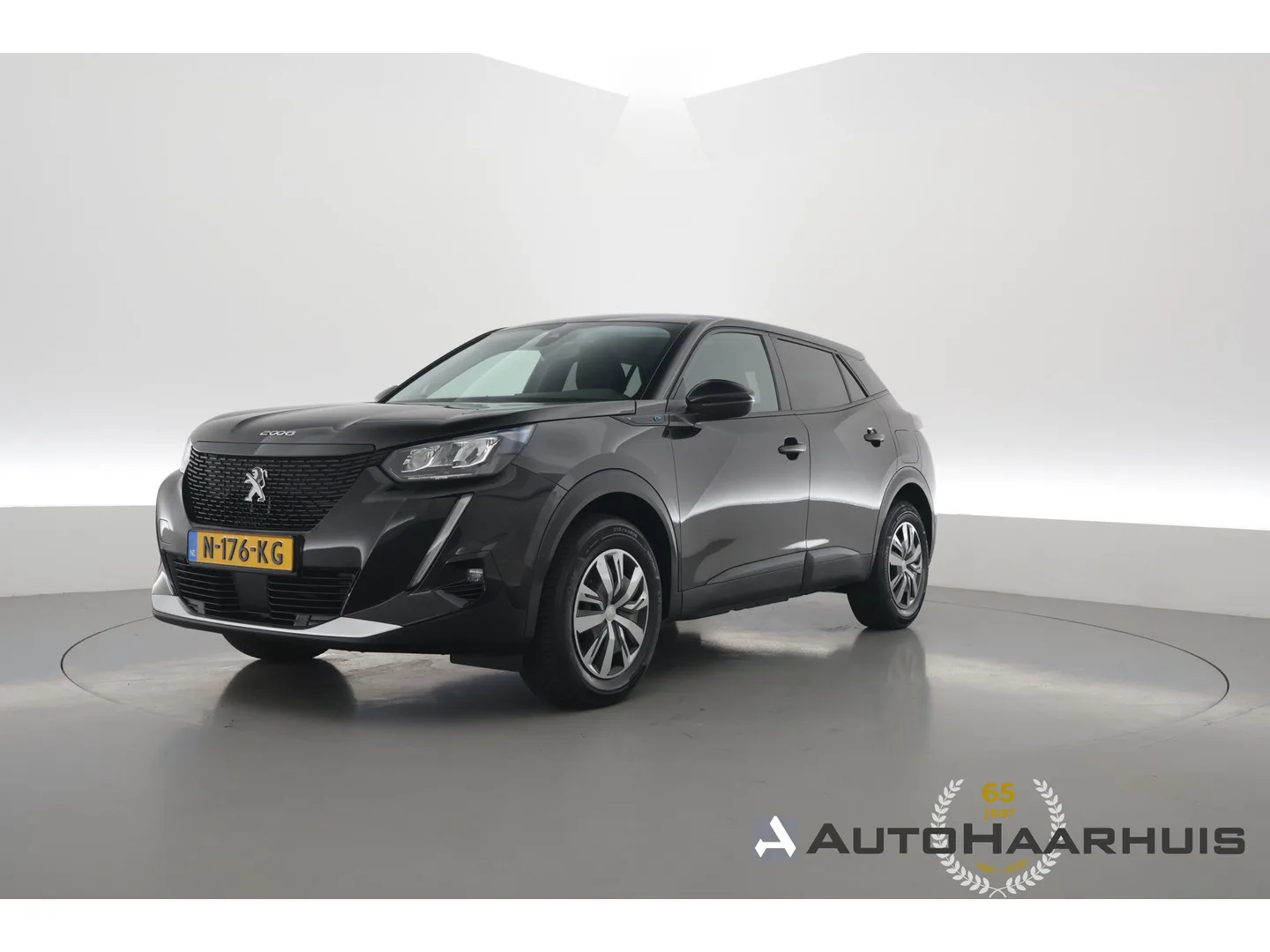Peugeot e-2008 (2021) — foto 1